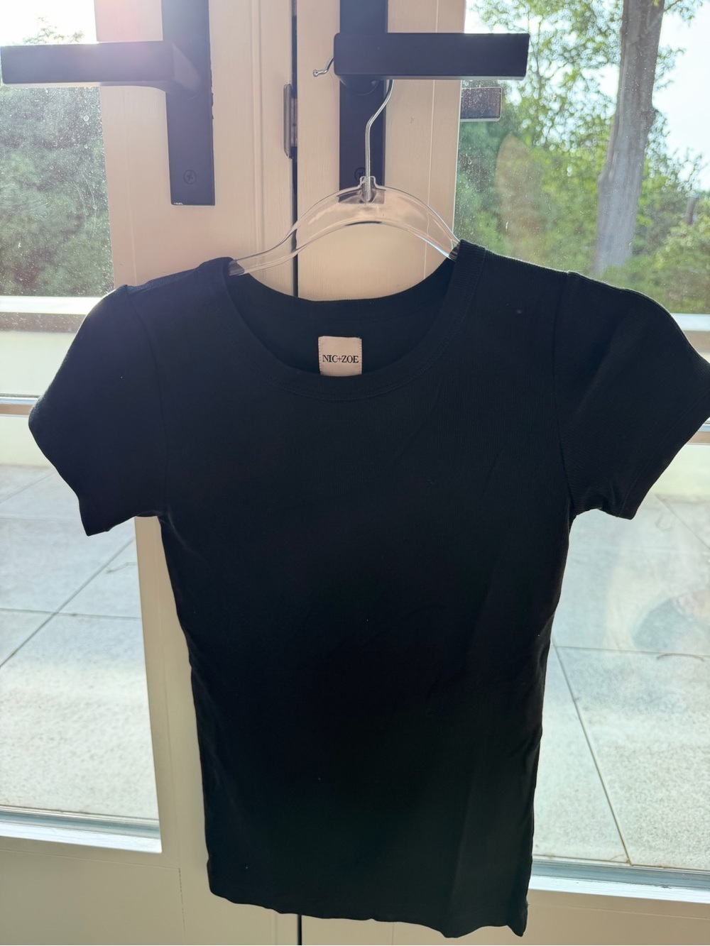 NIC+ZOE Black Short Sleeve Crewneck Tee